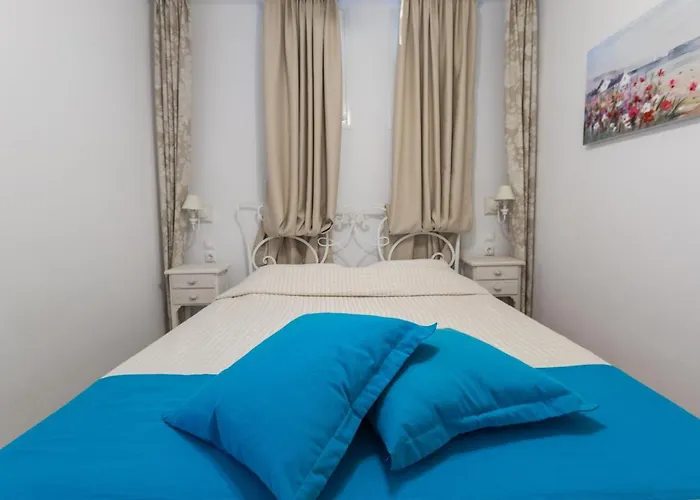Moriel Seaside Homes Suites