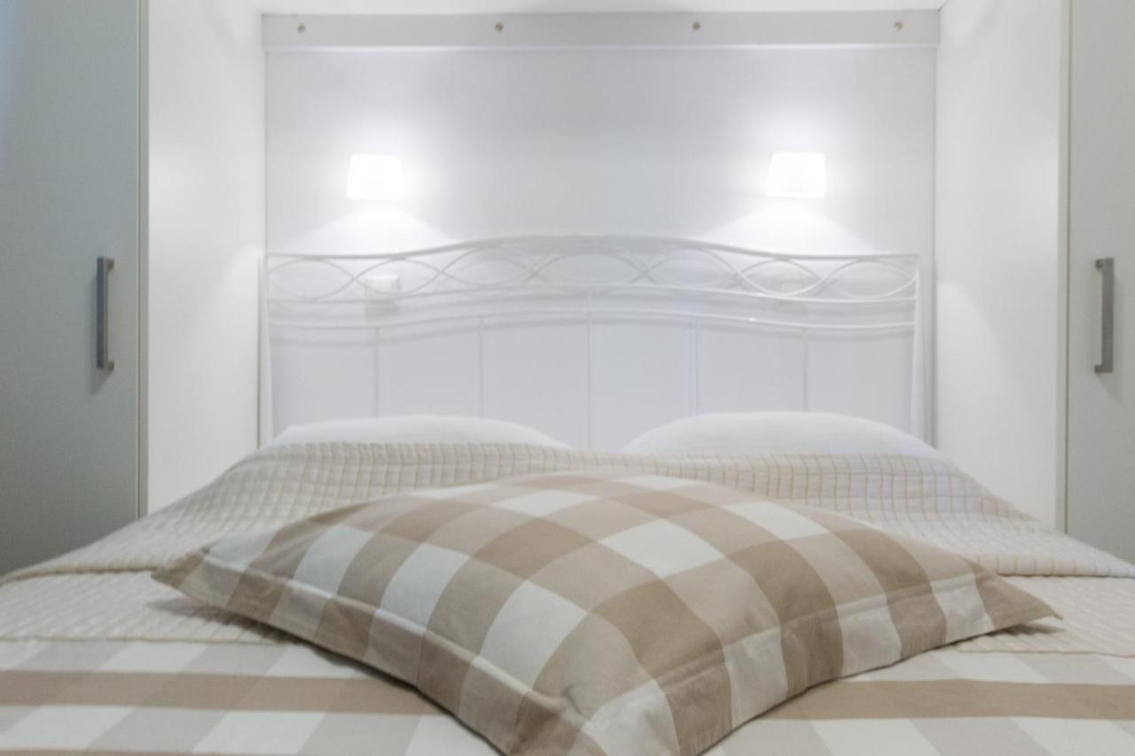 Moriel Seaside Homes Элия